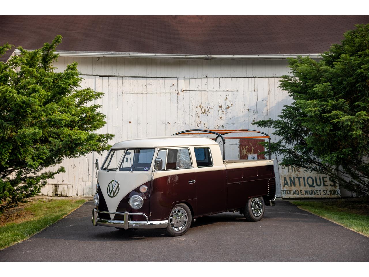 Volkswagen-Double-cab-1965-Creamblk-cherry-Cream-3