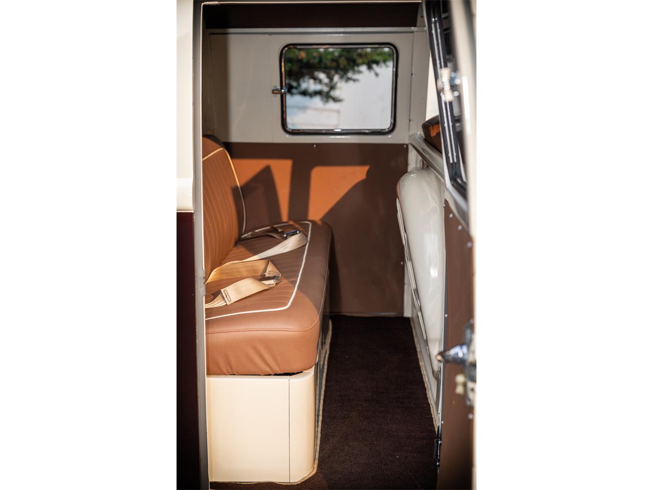 Volkswagen-Double-cab-1965-Creamblk-cherry-Cream-6