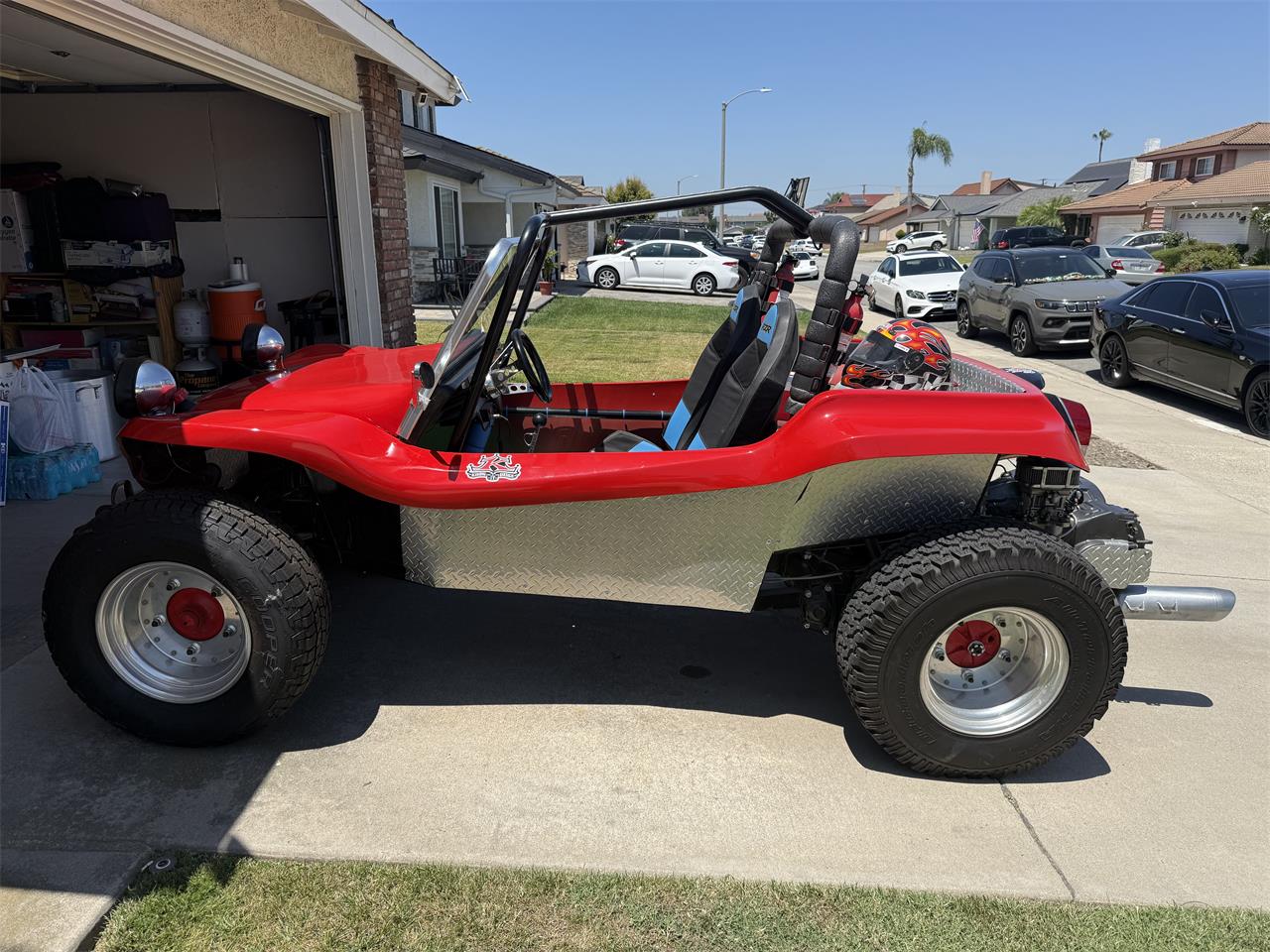 Volkswagen-Dune-buggy-1962-Red-Black-Seats-4