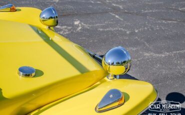 Volkswagen-Dune-buggy-1974-Bright-Yellow-Gel-Co-Black-Vinyl-1