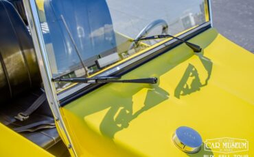Volkswagen-Dune-buggy-1974-Bright-Yellow-Gel-Co-Black-Vinyl-2