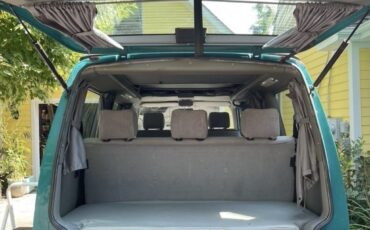 Volkswagen-EuroVan-1993-Standard-Passenger-Van-1