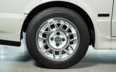 Volkswagen-Golf-1992-11