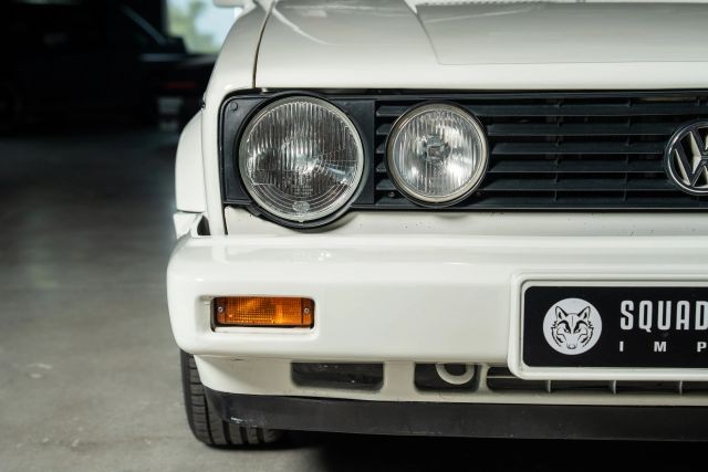Volkswagen-Golf-1992-12
