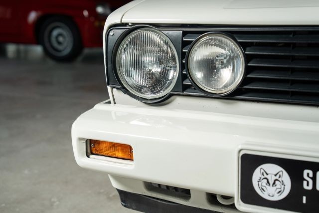 Volkswagen-Golf-1992-15