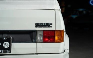 Volkswagen-Golf-1992-25