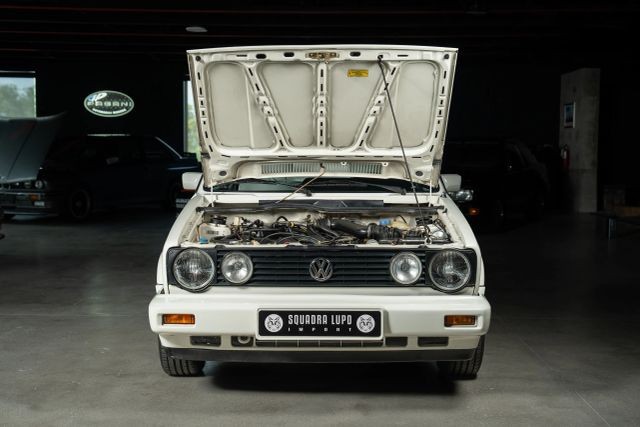 Volkswagen-Golf-1992-32