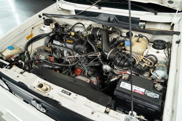 Volkswagen-Golf-1992-38