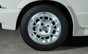 Volkswagen-Golf-1992-9
