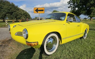 Volkswagen-Karmann-Ghia-1600-Coupe-1972-11