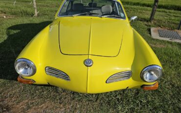 Volkswagen-Karmann-Ghia-1600-Coupe-1972-12