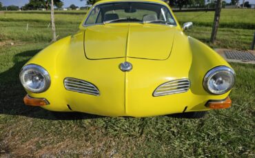 Volkswagen-Karmann-Ghia-1600-Coupe-1972-14
