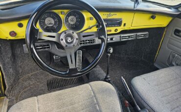 Volkswagen-Karmann-Ghia-1600-Coupe-1972-17