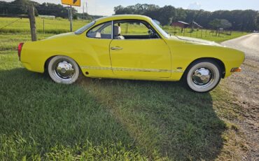 Volkswagen-Karmann-Ghia-1600-Coupe-1972-6