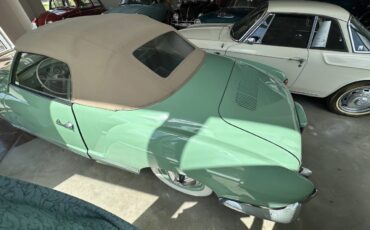 Volkswagen-Karmann-Ghia-1959-Coupe-2