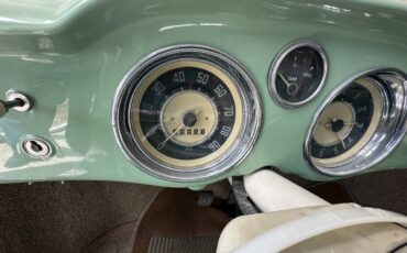 Volkswagen-Karmann-Ghia-1959-Coupe-4