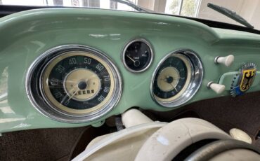 Volkswagen-Karmann-Ghia-1959-Coupe-5