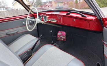 Volkswagen-Karmann-Ghia-1963-Coupe-5