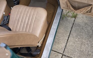 Volkswagen-Karmann-Ghia-1965-12