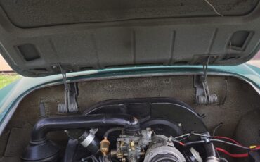 Volkswagen-Karmann-Ghia-1965-16