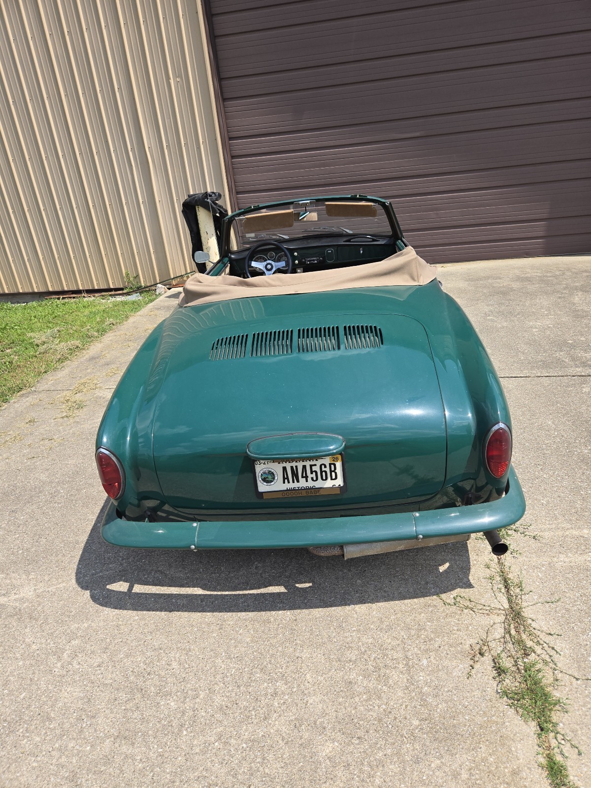Volkswagen-Karmann-Ghia-1965-3