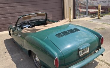 Volkswagen-Karmann-Ghia-1965-4