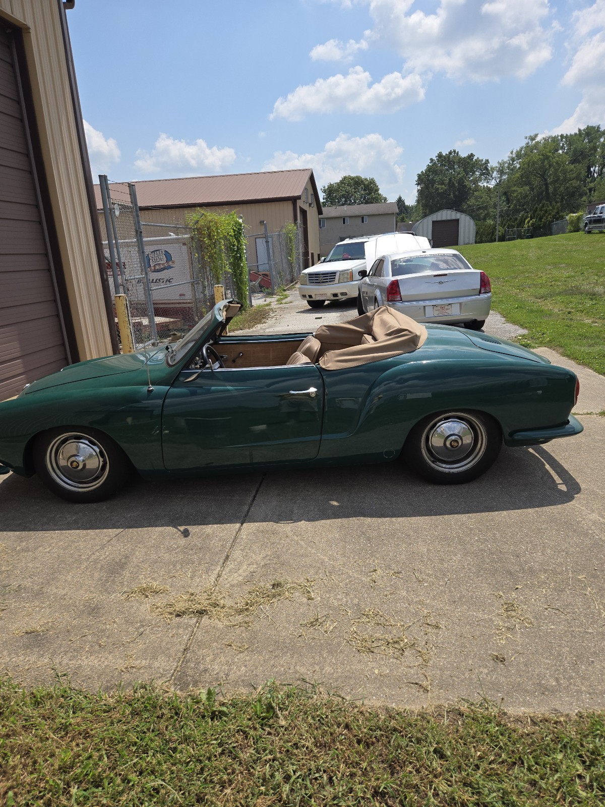 Volkswagen-Karmann-Ghia-1965-5