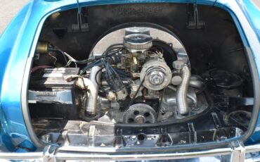 Volkswagen-Karmann-Ghia-1969-Coupe-12