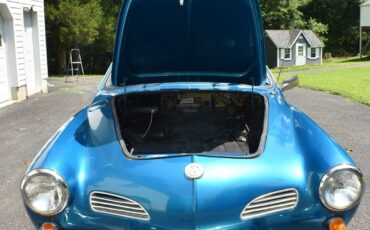 Volkswagen-Karmann-Ghia-1969-Coupe-27