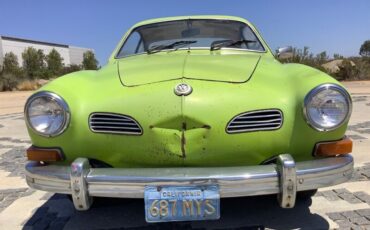 Volkswagen-Karmann-Ghia-1973-Coupe-2