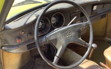 Volkswagen-Karmann-Ghia-1973-Coupe-20