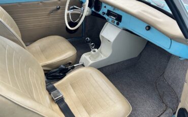 Volkswagen-Karmann-Ghia-1974-18
