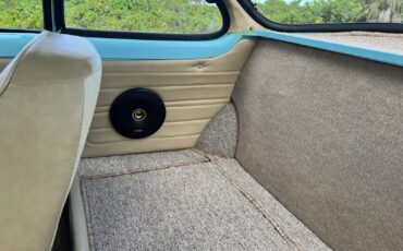 Volkswagen-Karmann-Ghia-1974-21
