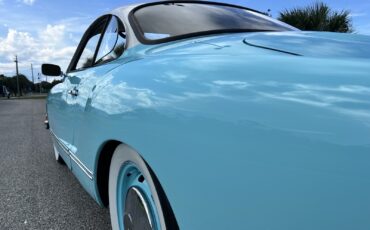 Volkswagen-Karmann-Ghia-1974-7