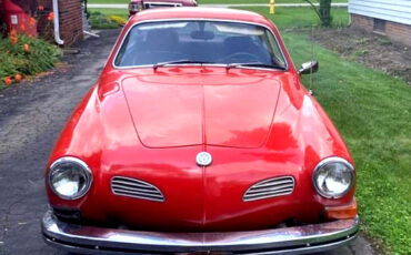 Volkswagen-Karmann-Ghia-1974-Coupe-2