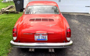 Volkswagen-Karmann-Ghia-1974-Coupe-4