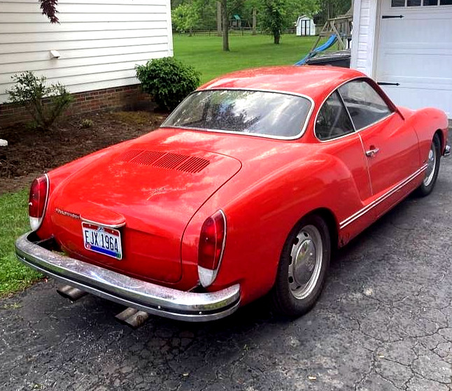 Volkswagen-Karmann-Ghia-1974-Coupe-5