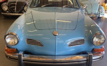 Volkswagen-Karmann-Ghia-Coupe-1974