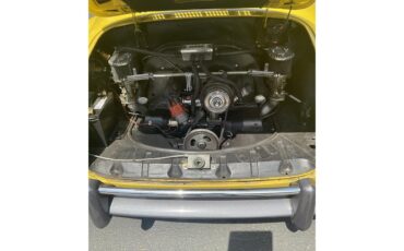 Volkswagen-Karmann-ghia-1971-Yellow-Charcoal-3