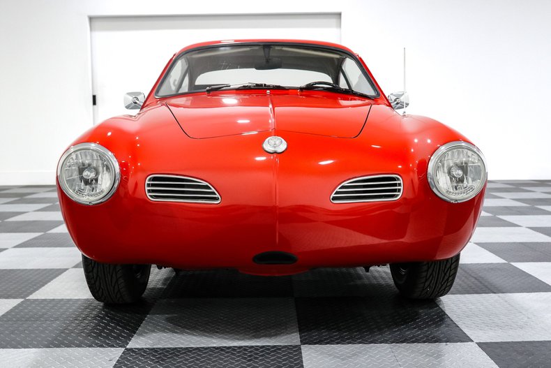 Volkswagen-Karmann-ghia-1973-Red-Black-1