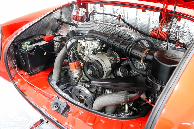 Volkswagen-Karmann-ghia-1973-Red-Black-13
