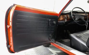 Volkswagen-Karmann-ghia-1973-Red-Black-14