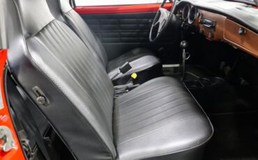 Volkswagen-Karmann-ghia-1973-Red-Black-19