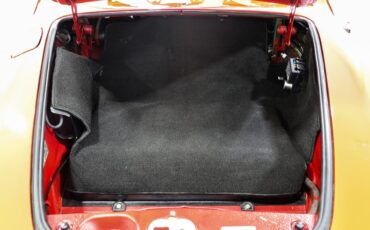 Volkswagen-Karmann-ghia-1973-Red-Black-22