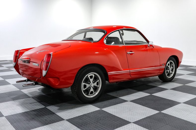 Volkswagen-Karmann-ghia-1973-Red-Black-6