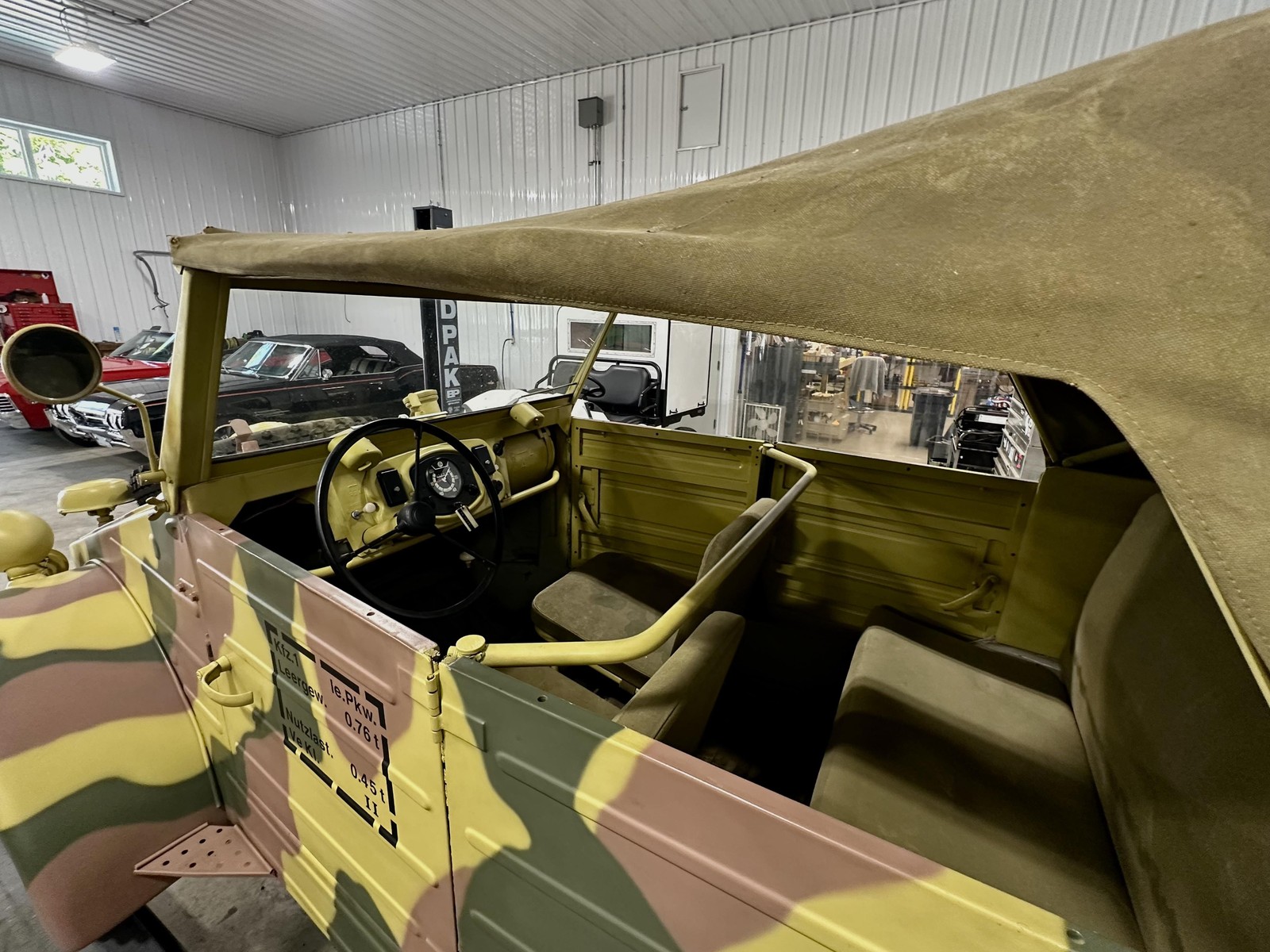 Volkswagen-Kubelwagen-Type-82-1943-EXTREMELY-RARE-PORSCHE-24