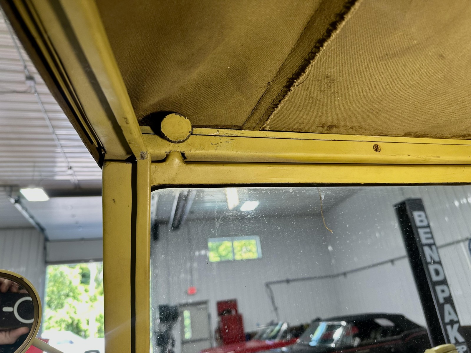 Volkswagen-Kubelwagen-Type-82-1943-EXTREMELY-RARE-PORSCHE-31