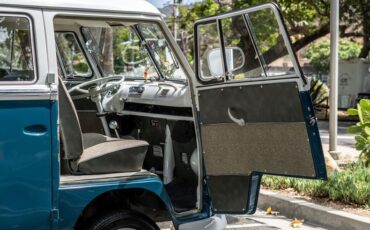 Volkswagen-Microbus-1964-Blue-Metallic-10