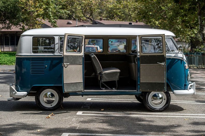 Volkswagen-Microbus-1964-Blue-Metallic-12