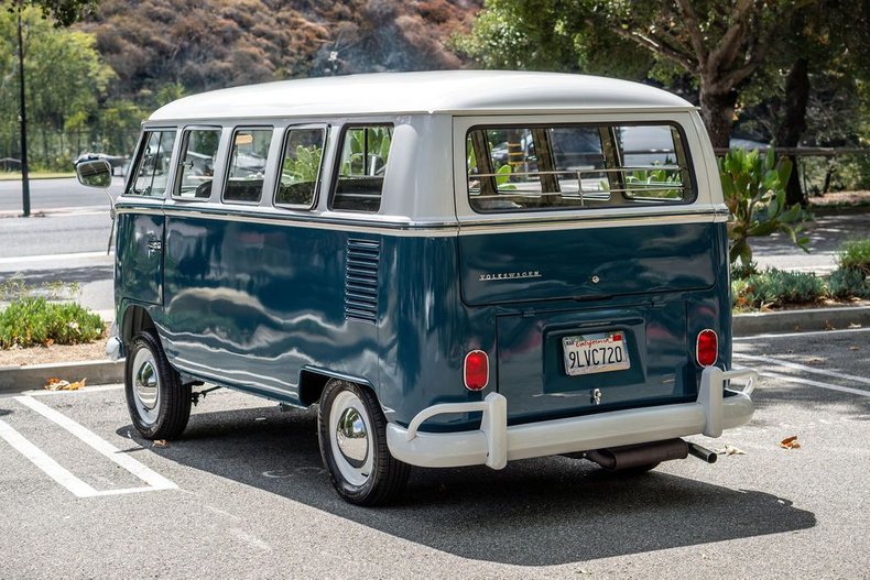 Volkswagen-Microbus-1964-Blue-Metallic-13